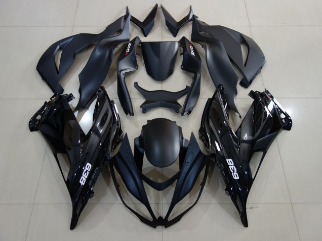 Logo 636 Noir Brillant 07-08 Kawasaki ZX6R Carénage Logo 636 Noir Brillant 07-08 Kawasaki ZX6R Carénage